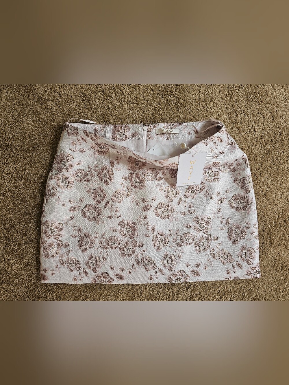 NWT Wayf Cream Mini Skirt with Pink Floral Jacquard Size M